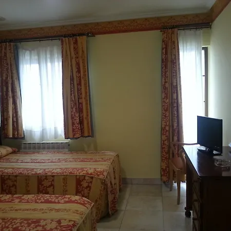 Guest house Restaurante El Castillo Olmillos de Sasamon