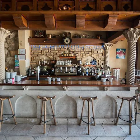 게스트하우스 Restaurante El Castillo 올밀로스데사사몬