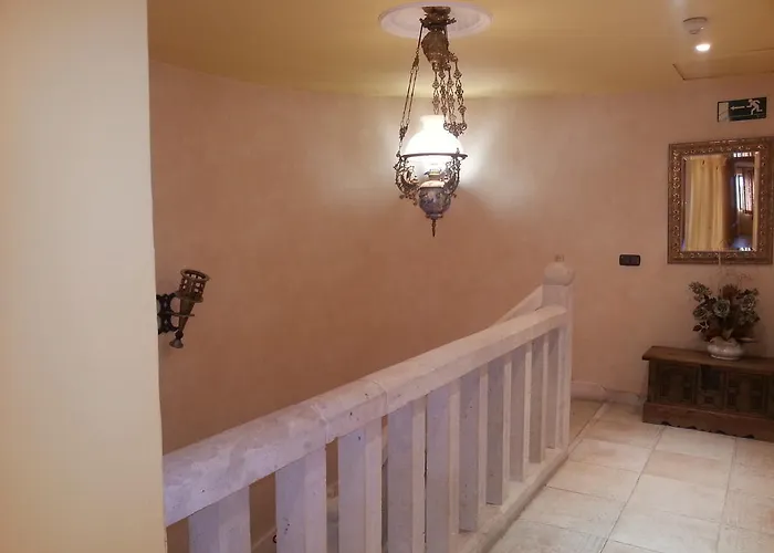 Pensjonat Restaurante El Castillo Olmillos de Sasamón